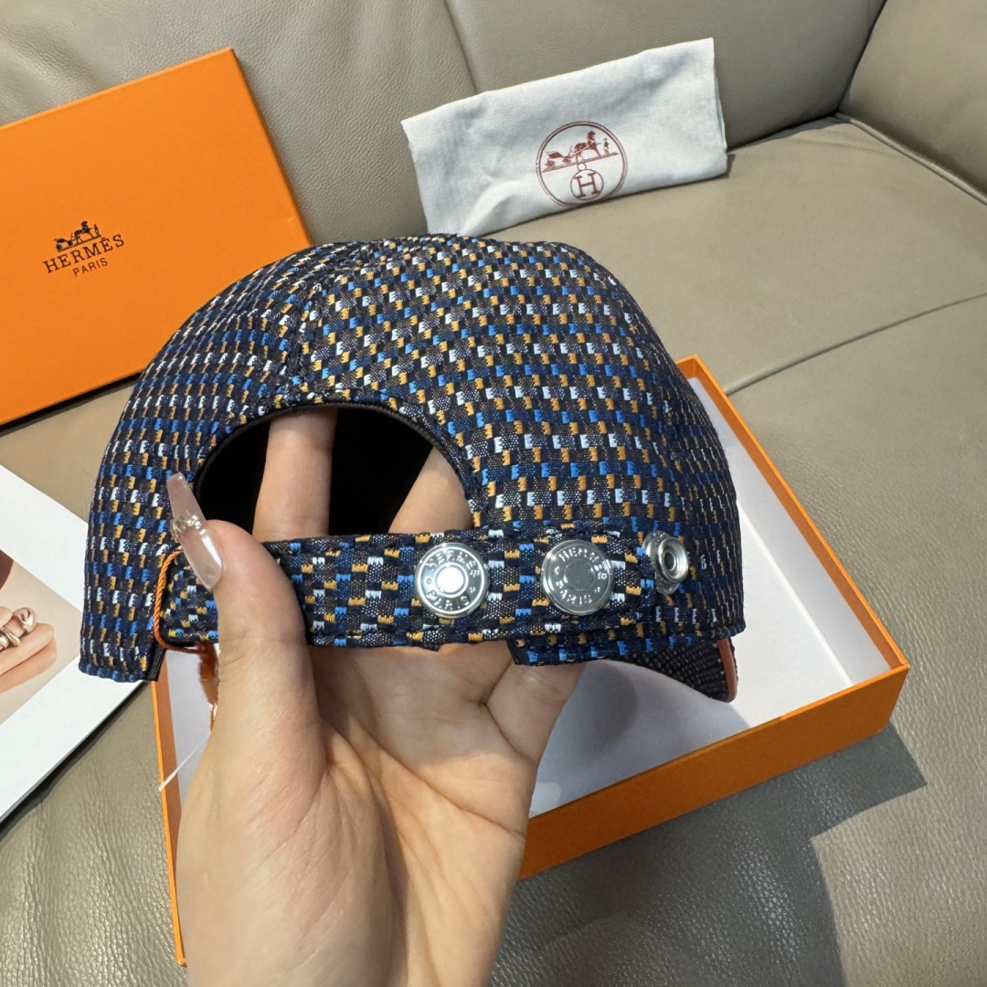 配盒子布袋，HERMÈS (爱马仕)原单棒球帽，经典H， 正品开模订制，原版透气帆布面料+头层牛皮，原厂