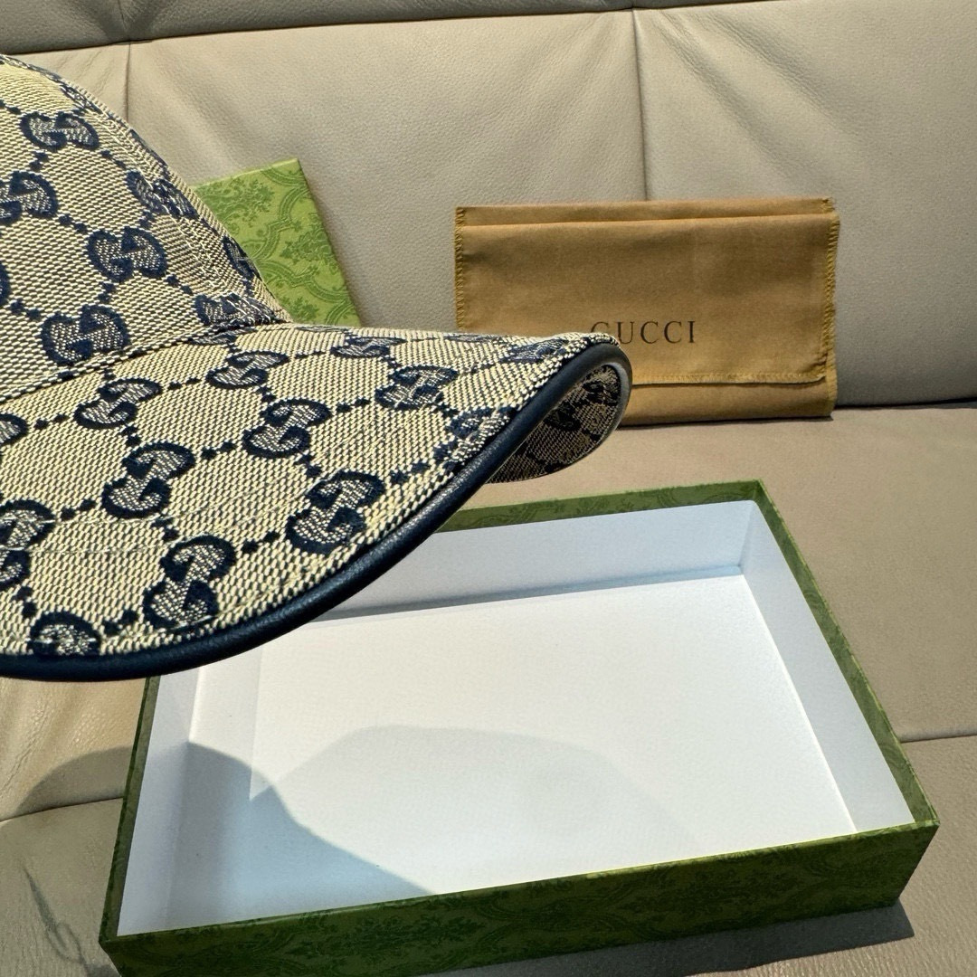 万年经典款出货！配盒子布袋，Gucci(古奇)经典原单棒球帽😍😍小蜜蜂，专柜1:1开模订制，最高版本，原