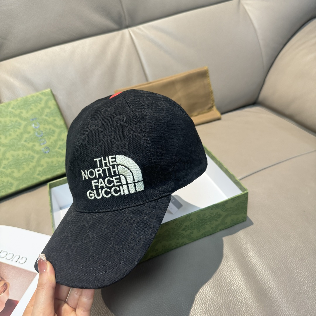 配盒子布袋，Gucci(古奇)新款原单棒球帽， 北面刺绣！专柜1:1，进口帆布+头层牛皮，代购热门，男女