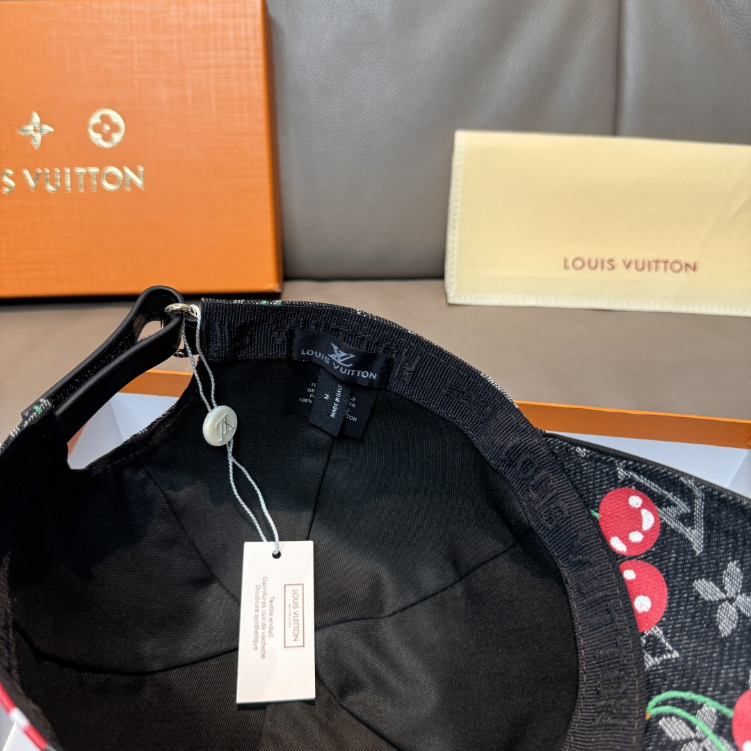 配盒子布袋，LV路易威登新款原单棒球帽，LV小樱桃，专柜1:1开模订制，原版帆布面料+头层牛皮，轻盈透气