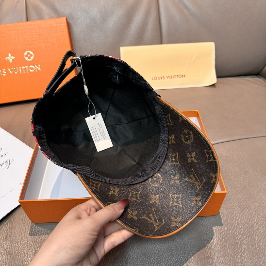配盒子布袋，LV路易威登新款原单棒球帽，LV小樱桃，专柜1:1开模订制，原版帆布面料+头层牛皮，轻盈透气