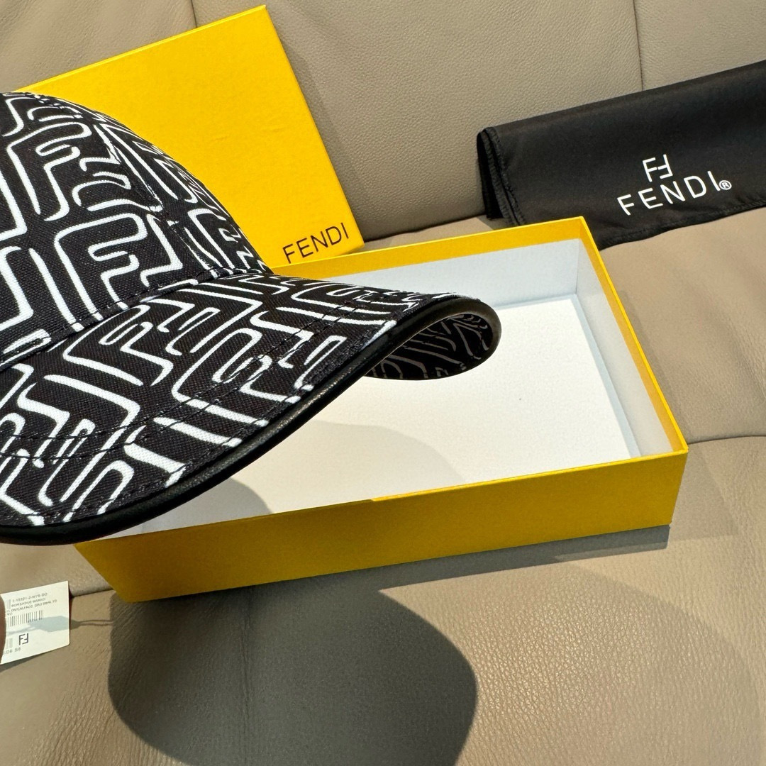 配盒子布袋，Fendi（芬迪）新款原单棒球帽， 双F提花，专柜常年热卖款，口碑极佳，1:1开模订制，原版