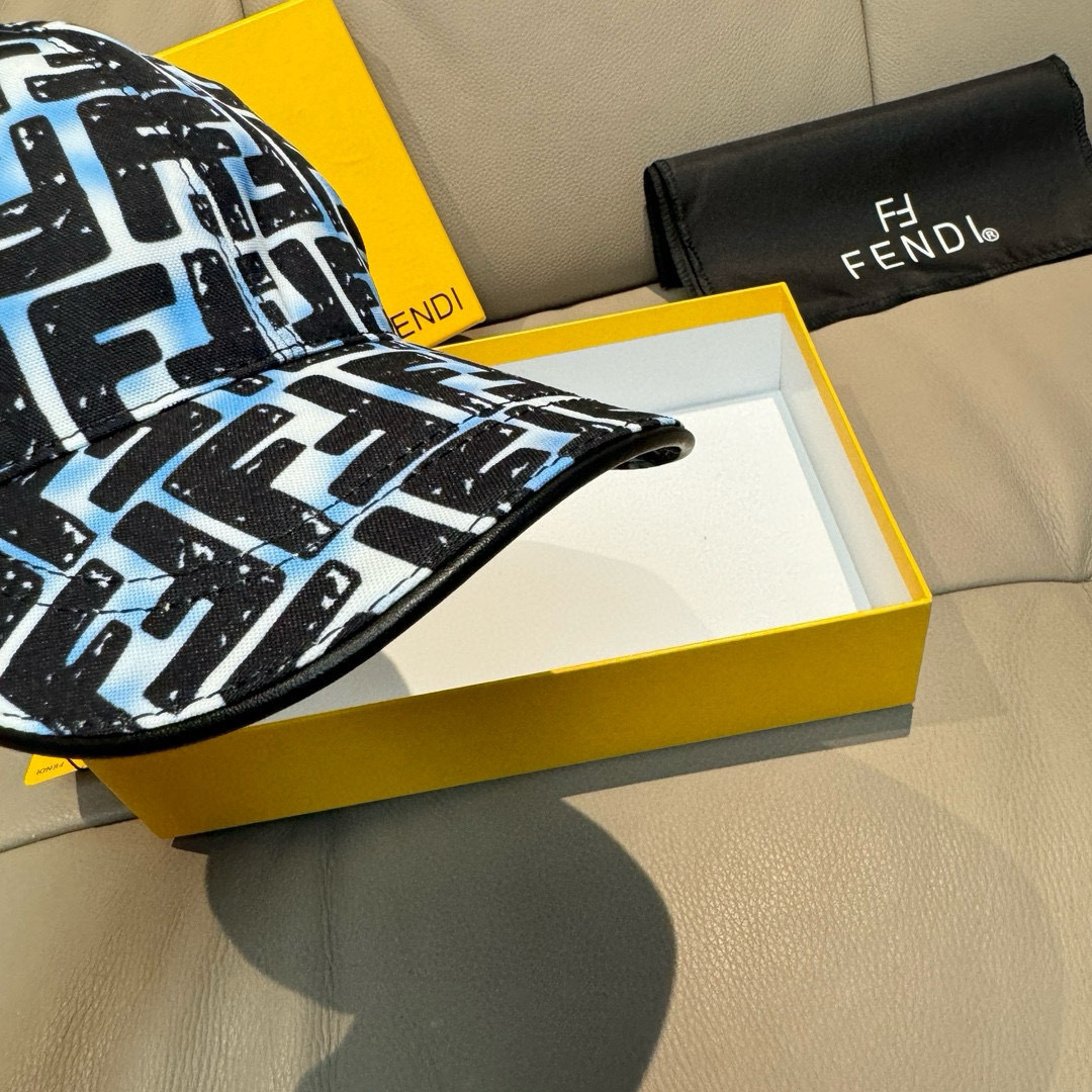 配盒子布袋，Fendi（芬迪）新款原单棒球帽， 双F提花，专柜常年热卖款，口碑极佳，1:1开模订制，原版