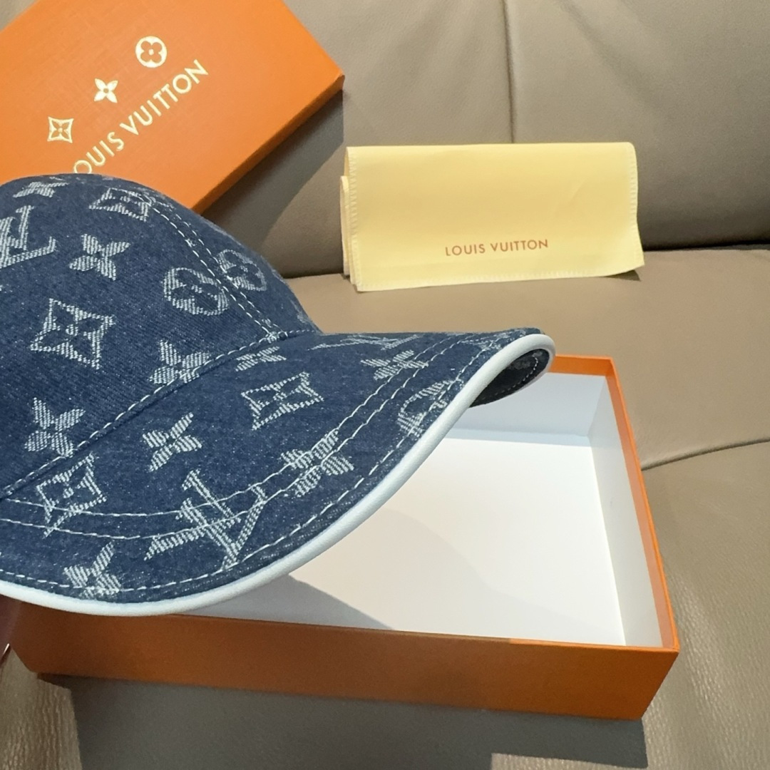 配盒子布袋，LV路易威登新款原单棒球帽，LV牛仔提花，专柜1:1开模订制，原版帆布面料+头层牛皮，轻盈透