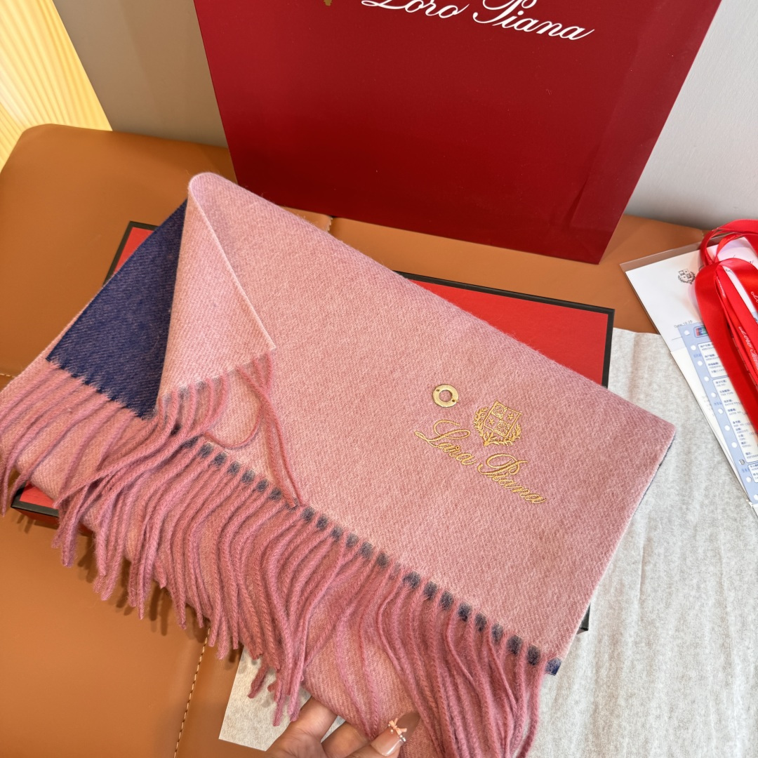 Loro Piana Piana · 诺悠翩雅 【贸易公司尾单 渐变色山羊绒围巾披肩】送人自留都太高大上了 重磅上新