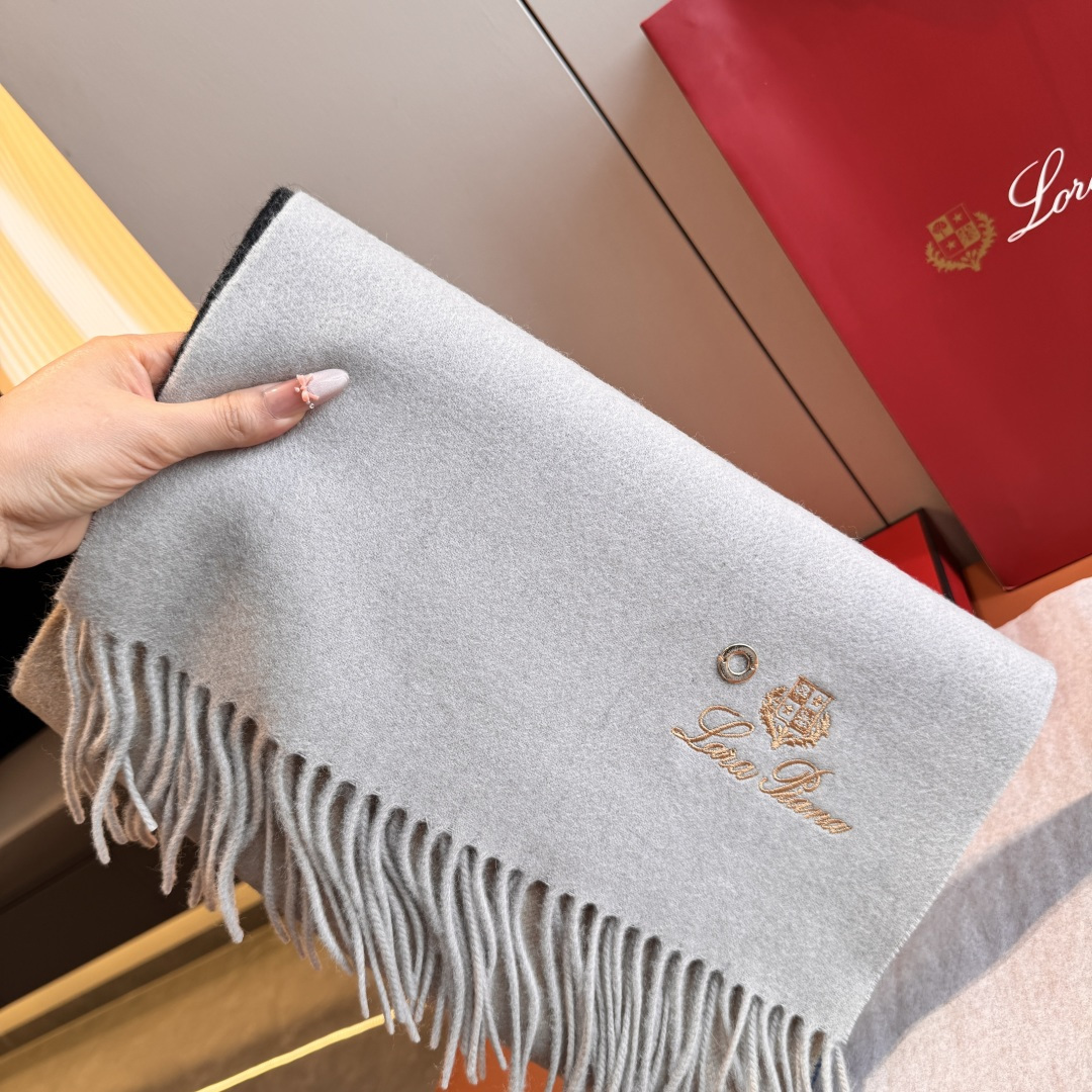 Loro Piana Piana · 诺悠翩雅 【贸易公司尾单 渐变色山羊绒围巾披肩】送人自留都太高大上了 重磅上新