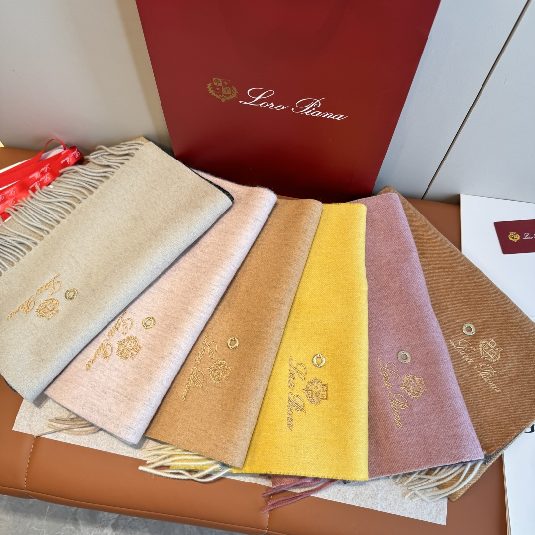 Loro Piana Piana · 诺悠翩雅 【贸易公司尾单 渐变色山羊绒围巾披肩】送人自留都太高大上了 重磅上新