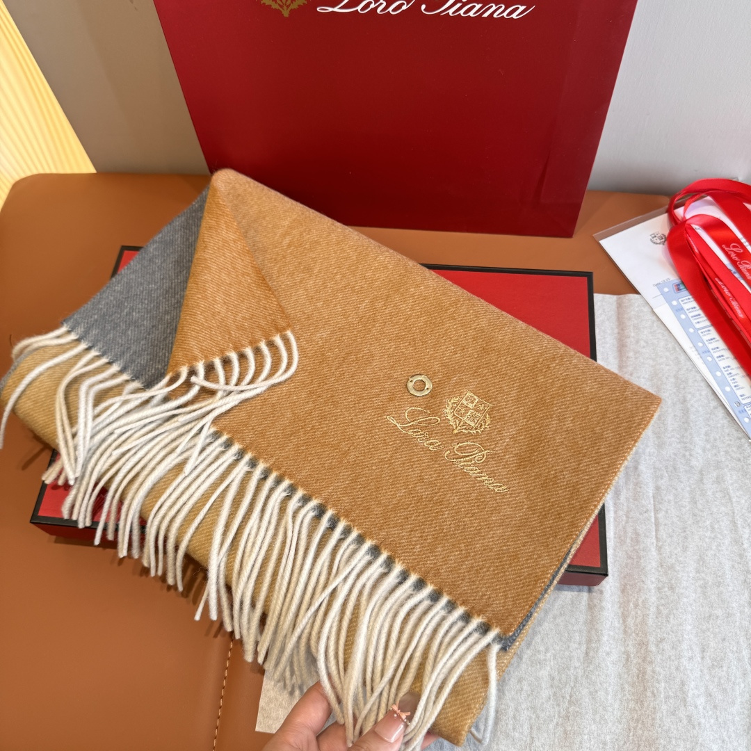 Loro Piana Piana · 诺悠翩雅 【贸易公司尾单 渐变色山羊绒围巾披肩】送人自留都太高大上了 重磅上新