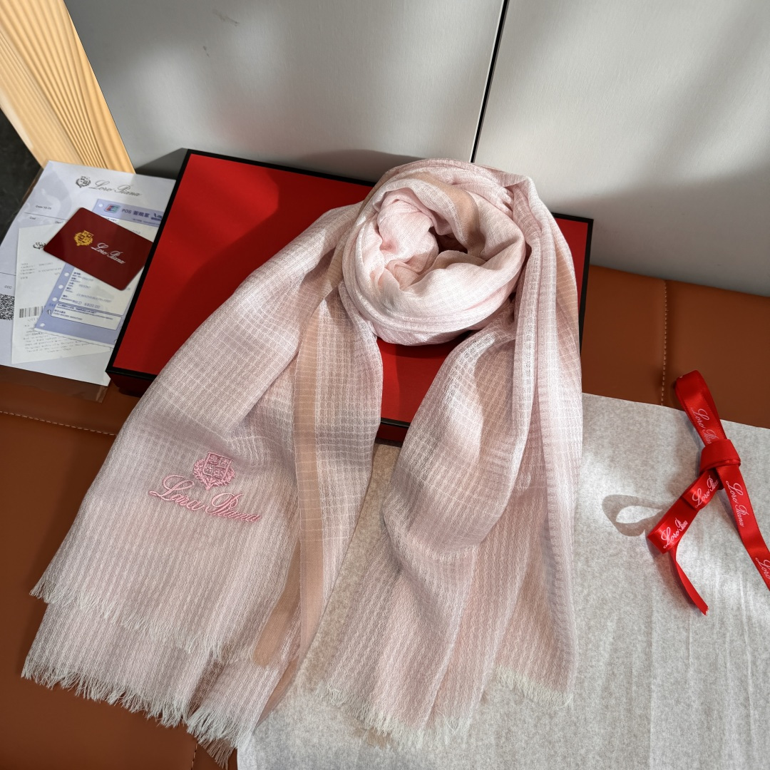Loro Piana 目睹了整个loro piana生产过程 品质精细度无敌 不愧全世界 奢侈品'奢华中的低调