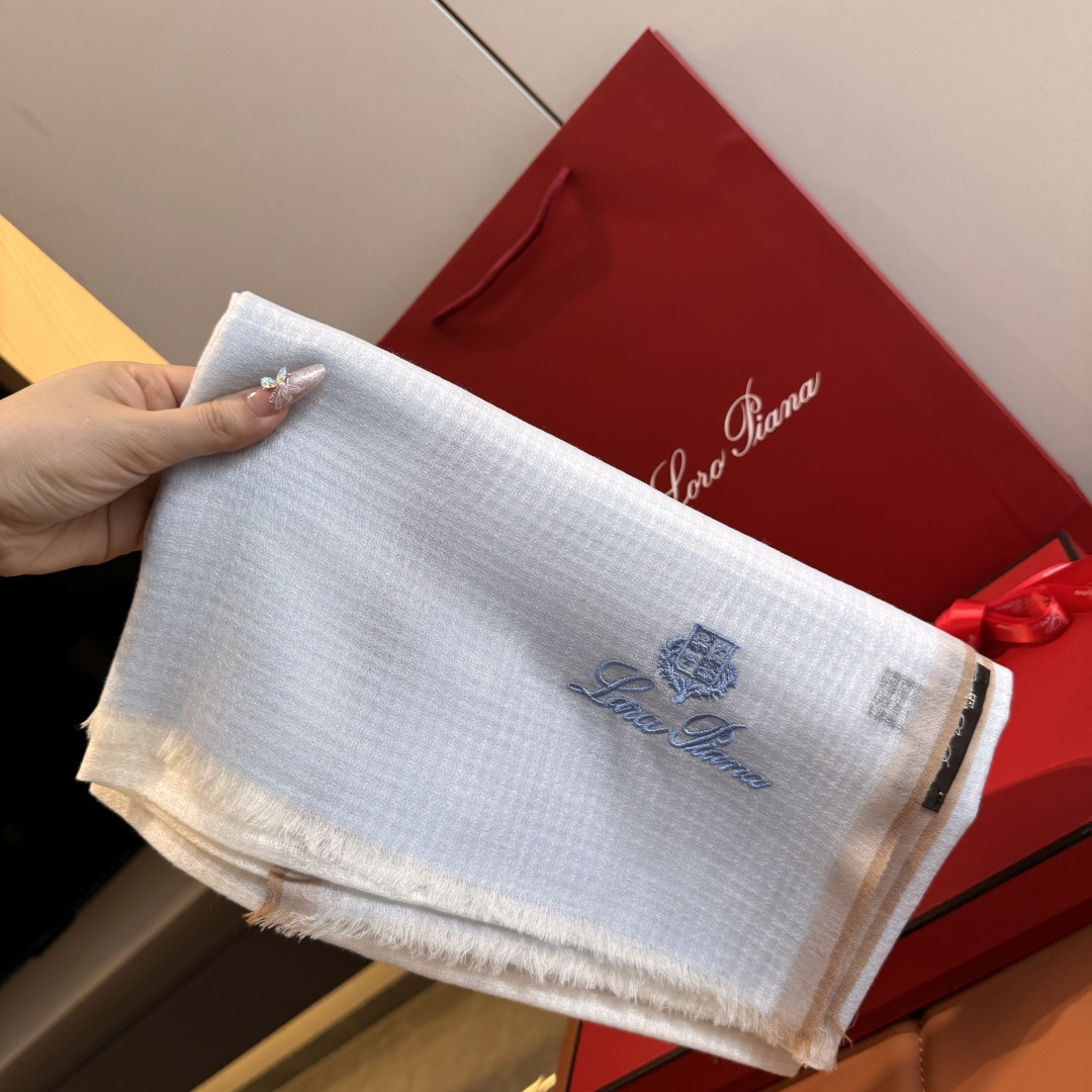 Loro Piana 目睹了整个loro piana生产过程 品质精细度无敌 不愧全世界 奢侈品'奢华中的低调