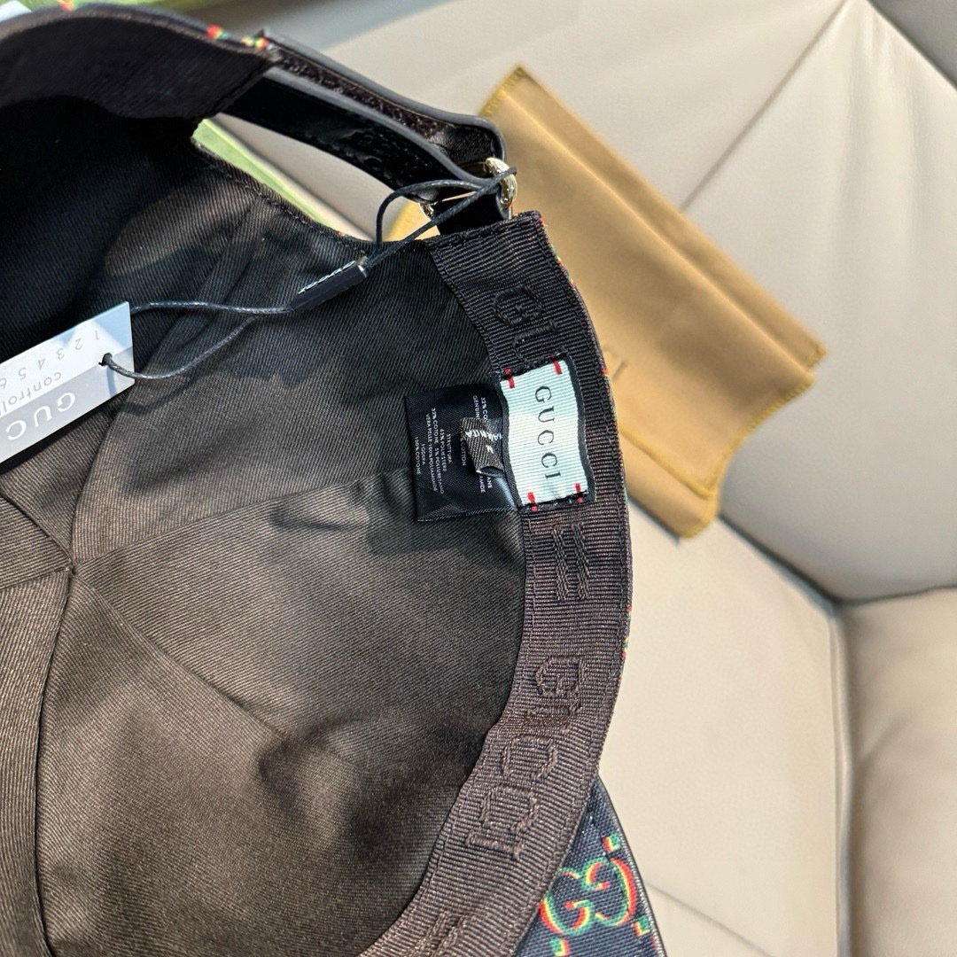 新款出货配盒子布袋，Gucci(古奇)新款原单棒球帽， 双G昆虫印花，专柜1:1，进口帆布+头层牛皮，代