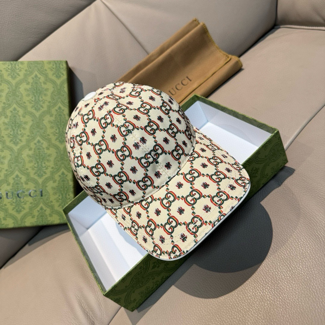 新款出货配盒子布袋，Gucci(古奇)新款原单棒球帽， 双G昆虫印花，专柜1:1，进口帆布+头层牛皮，代