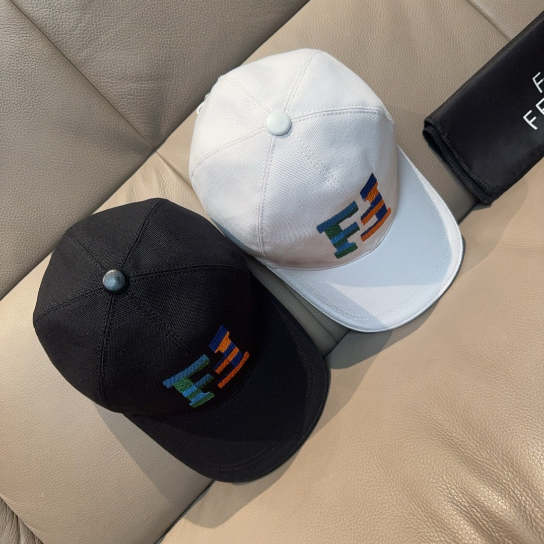 配盒子布袋，Fendi（芬迪）新款原单棒球帽， 双F大刺绣，专柜热卖款中，1:1开模订制，原厂进帆布料+