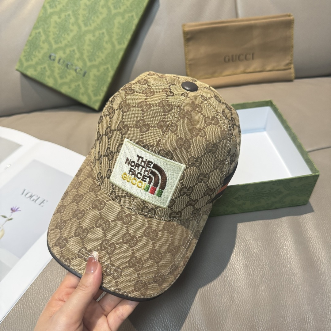 配盒子布袋，Gucci(古奇)新款原单棒球帽， 北面刺绣！专柜1:1，进口帆布+头层牛皮，代购热门，男女