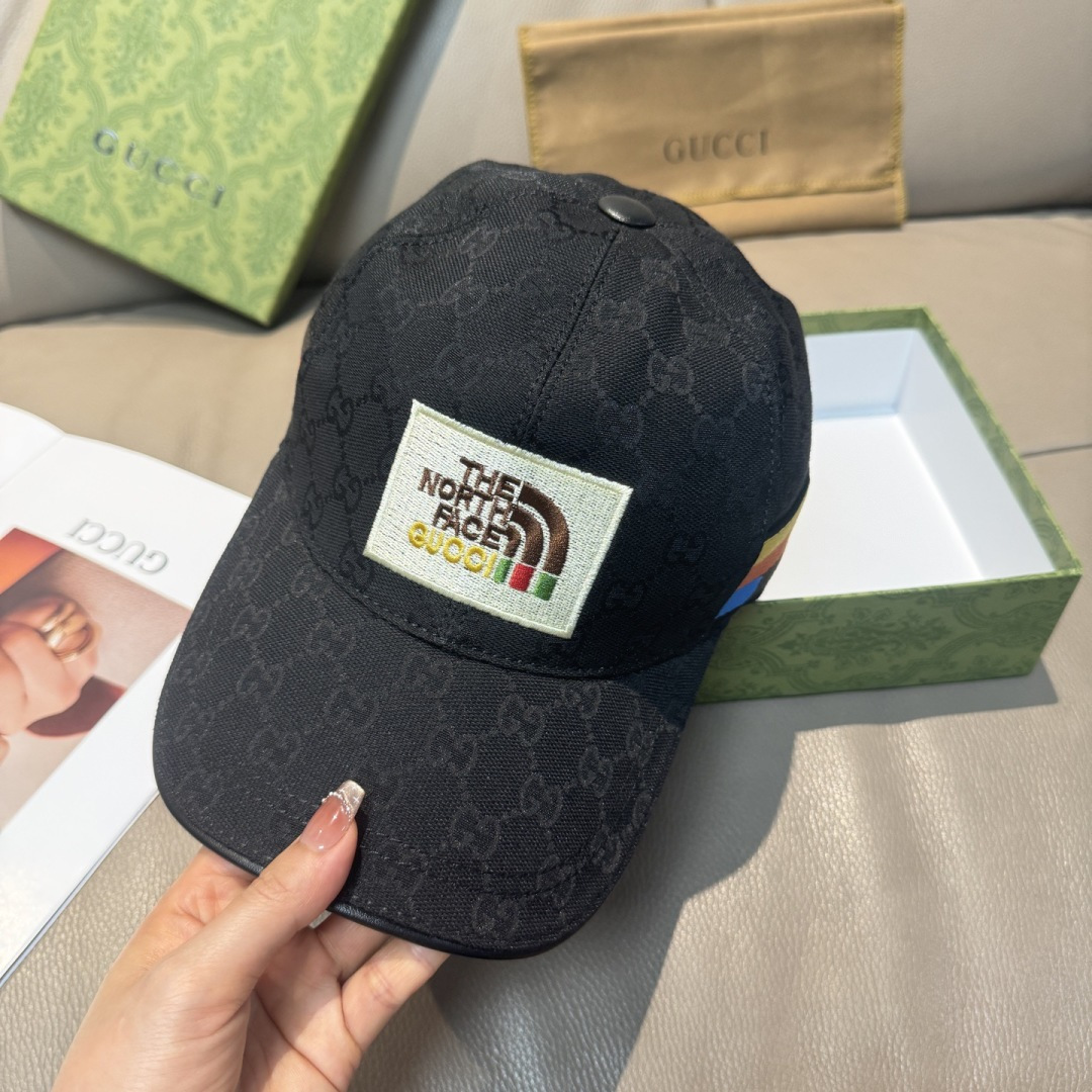 配盒子布袋，Gucci(古奇)新款原单棒球帽， 北面刺绣！专柜1:1，进口帆布+头层牛皮，代购热门，男女