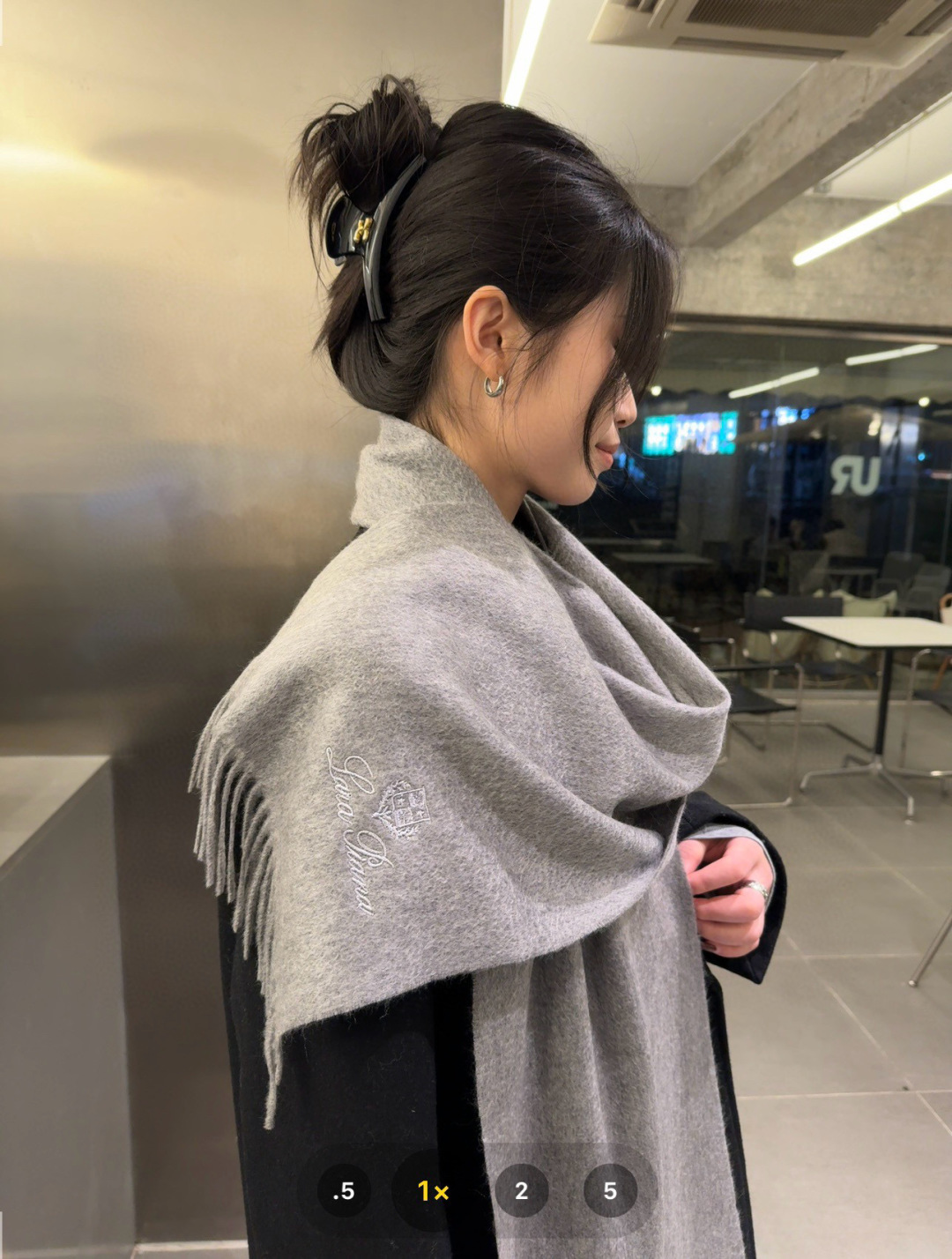 Loro Piana Piana · 诺悠翩雅秋冬新品狠货 【 山羊绒小围巾】单看这水波纹就知道是什么货色了吧 羊绒中的 渠道 硬货～出口意大利