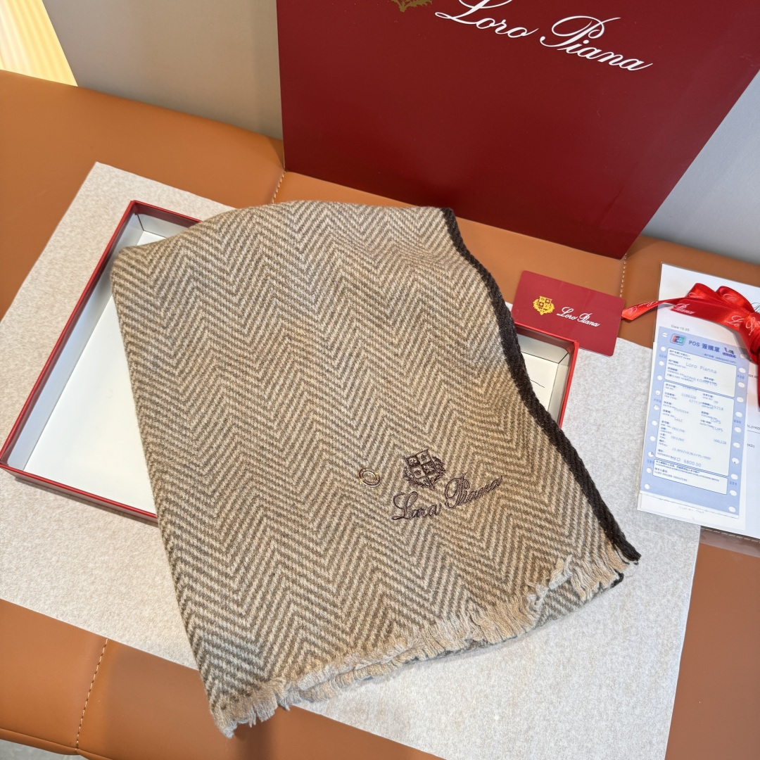 Loro Piana Piana · 诺悠翩雅 【 发售 贸易公司尾单 山羊绒围巾披肩】送人自留都太高大上了 重磅上新