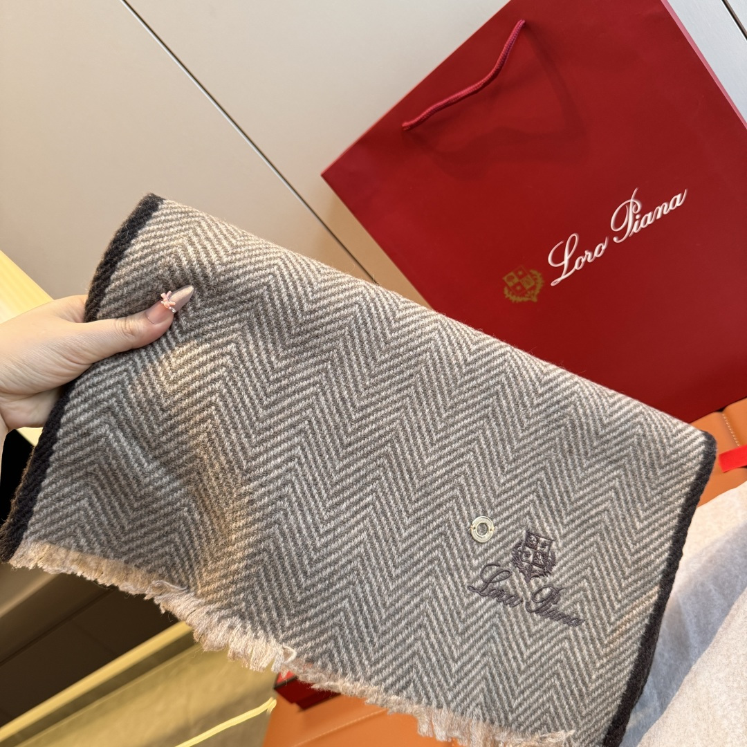 Loro Piana Piana · 诺悠翩雅 【 发售 贸易公司尾单 山羊绒围巾披肩】送人自留都太高大上了 重磅上新