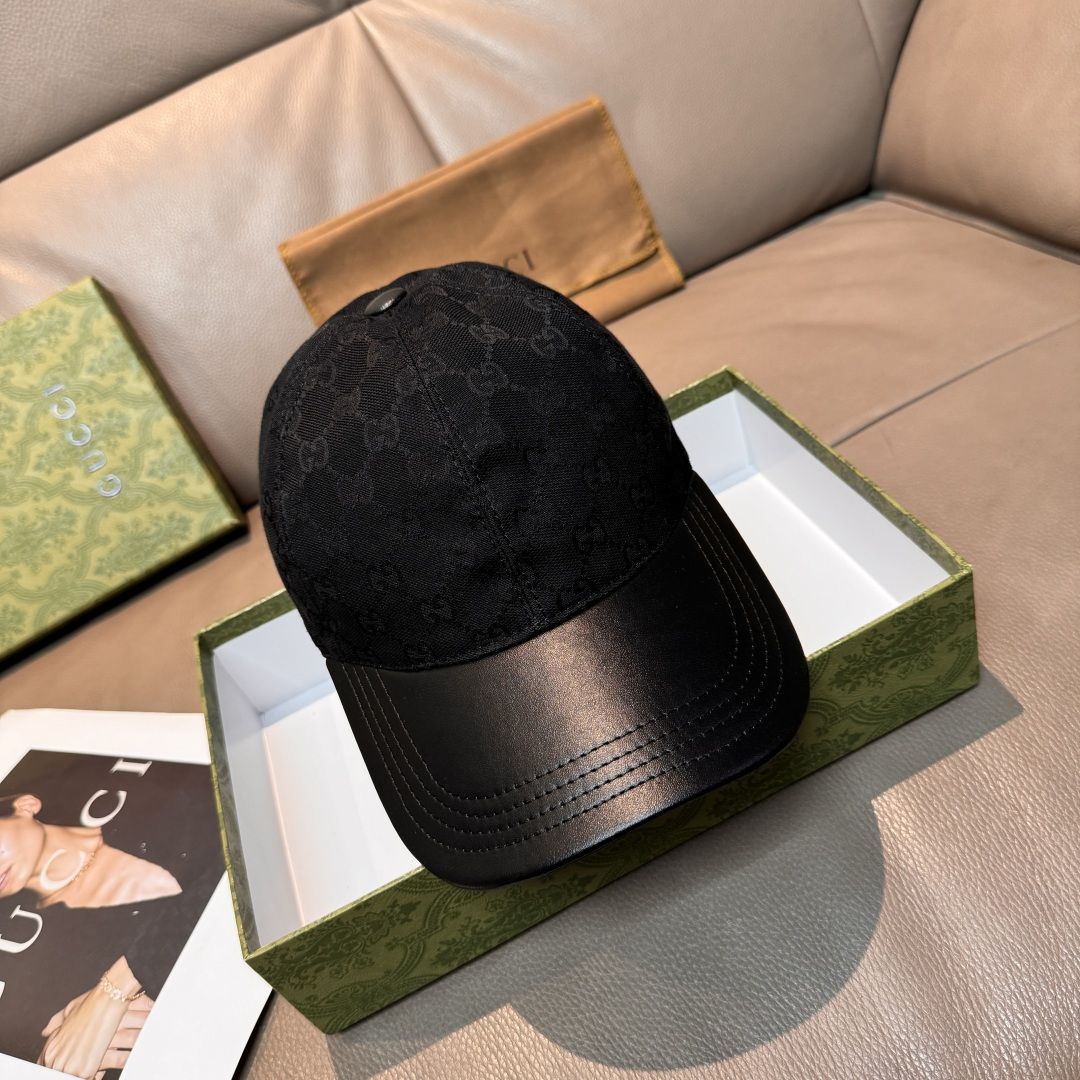 NO:580001,Batch comes with box and bag, new Gucci original baseball cap, small double G cowhide stitching, 1:1 mold customization, great quality!  The brim of the hat is spliced ​​with cowhide, the quality is excellent!  The basic head circumference is 56cm, the patch is adjustable, the original version is shipped from the counter, a hot seller!  Hats bucket hat, baseball cap, knitted hat, hat, gucci, espadrilles, cowhide, hats19860909批 配盒子布袋,Gucci(古奇)新款原单棒球帽,小双G牛皮拼接,1:1开模订制,质量超赞！帽檐拼接牛皮,质量极好！基础头围56,贴片可调节,专柜原版出货,热卖款！帽子渔夫帽棒球帽针织帽,帽子,gucci,espadrilles,cowhide,hats,hat