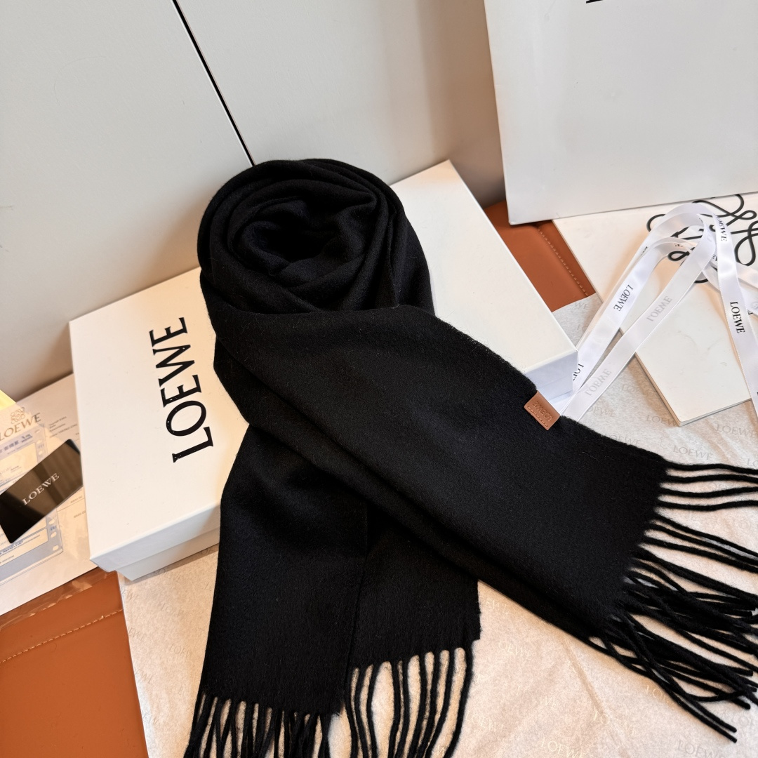 Loewe scarf LOEWE ， ！ ！ ~ ， ， ！ ， ， ， Logo ， ~ ~ ~ 30cm ！ ， 30*180（ 180cm）， ~ ， ~ ！ — photo 6