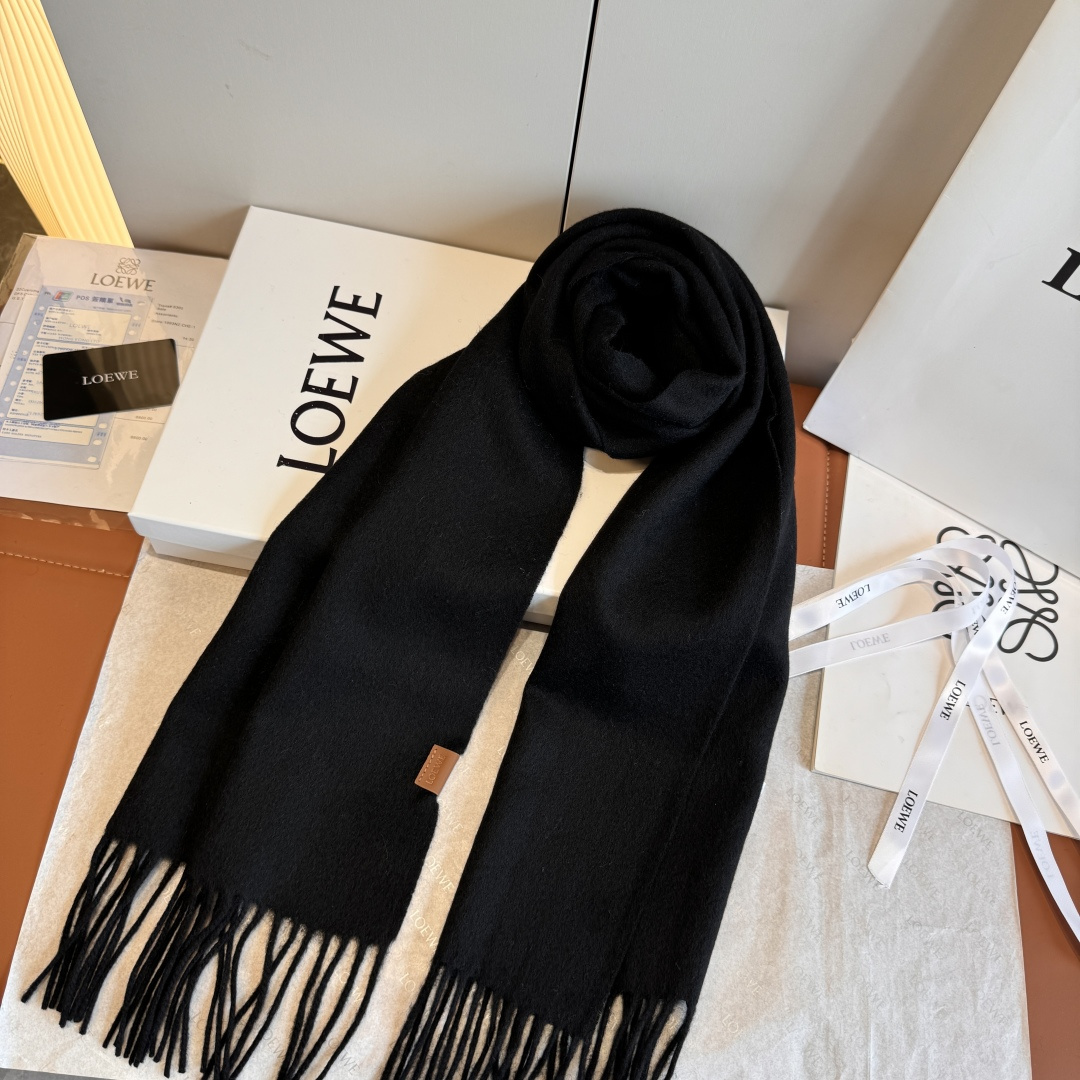 Loewe scarf LOEWE ， ！ ！ ~ ， ， ！ ， ， ， Logo ， ~ ~ ~ 30cm ！ ， 30*180（ 180cm）， ~ ， ~ ！ — photo 5