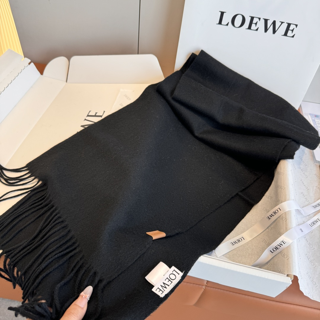 Loewe scarf LOEWE ， ！ ！ ~ ， ， ！ ， ， ， Logo ， ~ ~ ~ 30cm ！ ， 30*180（ 180cm）， ~ ， ~ ！ — photo 8