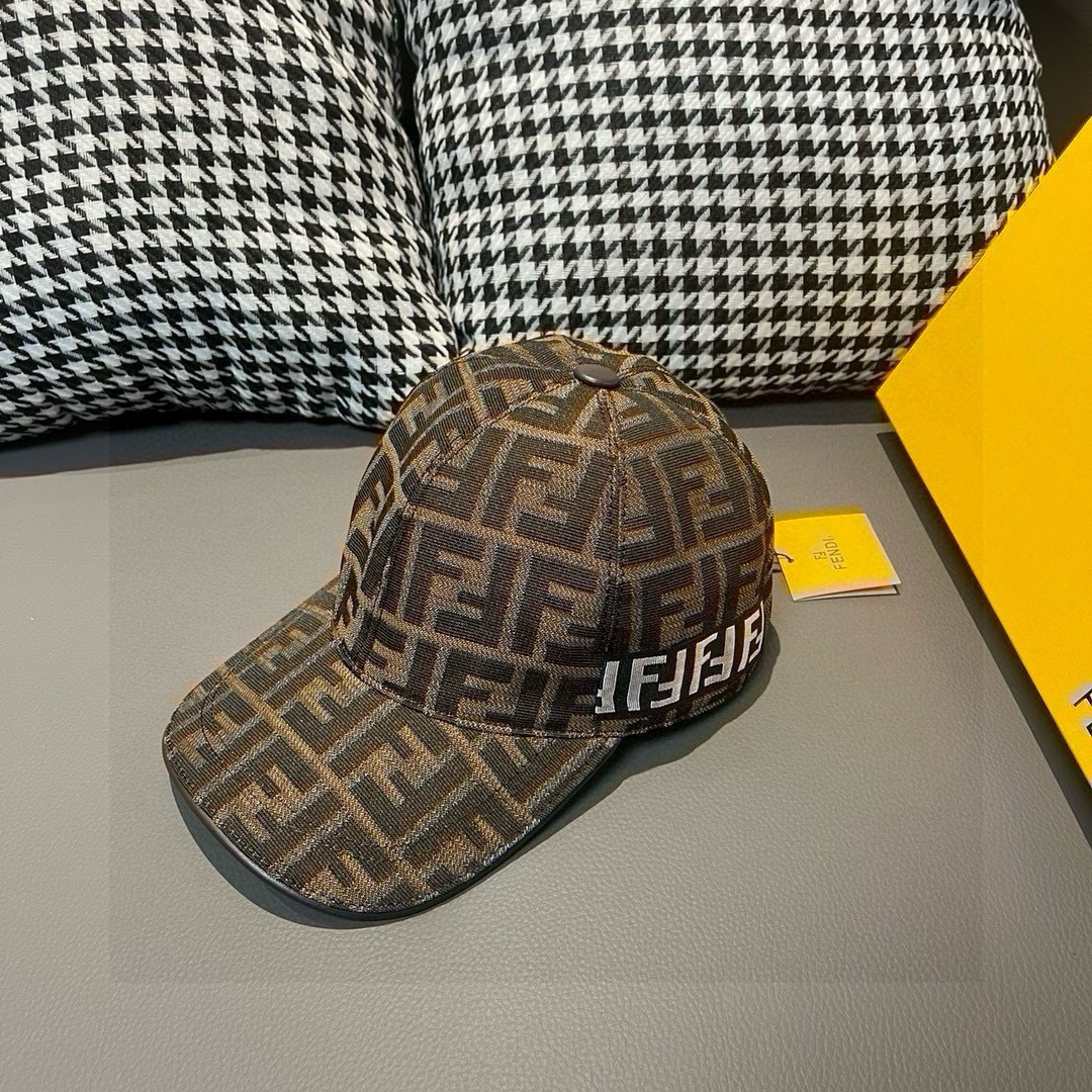NO:670824,Batch with box bag, Fendi's new original baseball cap, double F jacquard, best-selling counter, retro double F jacquard has excellent reputation, 1:1 mold customization, original jacquard canvas fabric + first layer of cowhide, light and breathable!  The quality is great, the basic head circumference is 56cm, the patch is adjustable, the picture above is a must-sell item!  Hats, bucket hats, baseball caps, knitted hats, hats, fendi, fendi, espadrilles, cowhide, hats19860909批 配盒子布袋,Fendi（芬迪）新款原单棒球帽, 双F提花,专柜热卖款,复古双F提花口碑极佳,1:1开模订制,原版提花帆布料+头层牛皮,轻盈透气！质量超赞,基础头围56,贴片可调节,上图必卖款！帽子渔夫帽棒球帽针织帽,帽子,fendi,fendi,espadrilles,cowhide,hats,hat
