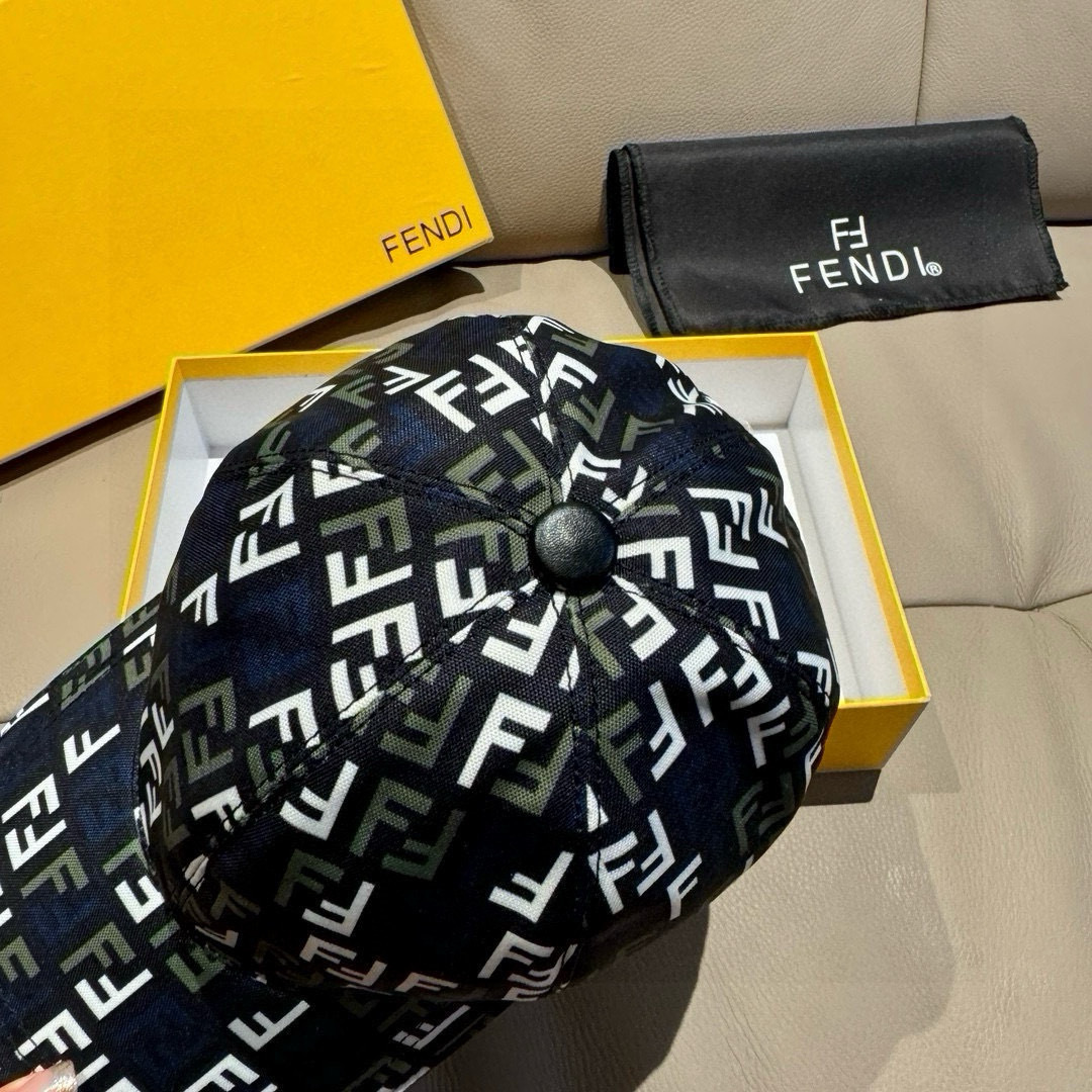 新款出货配盒子布袋，Fendi（芬迪）新款原单棒球帽， 双F提花，专柜常年热卖款，口碑极佳，1:1开模订