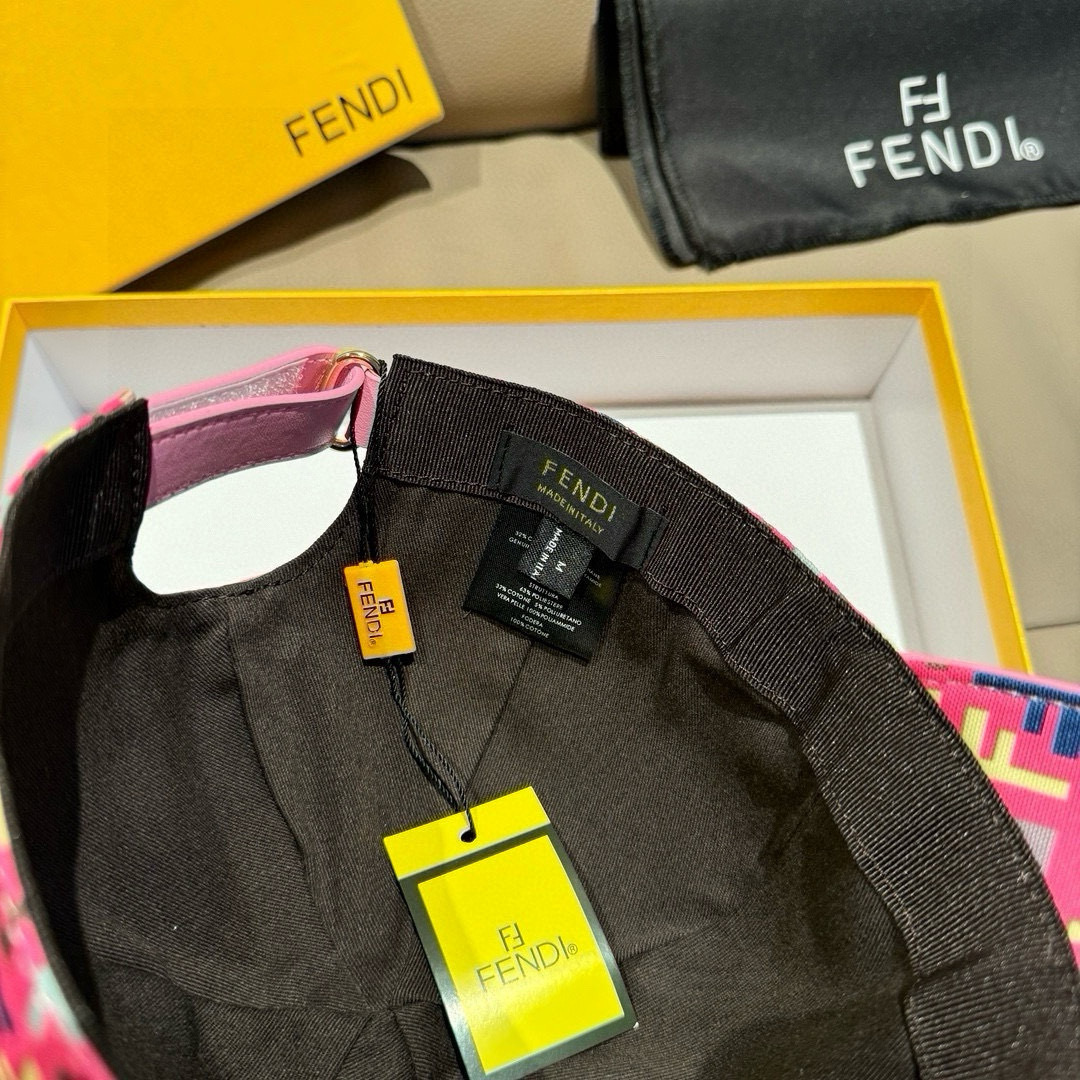 新款出货配盒子布袋，Fendi（芬迪）新款原单棒球帽， 双F提花，专柜常年热卖款，口碑极佳，1:1开模订