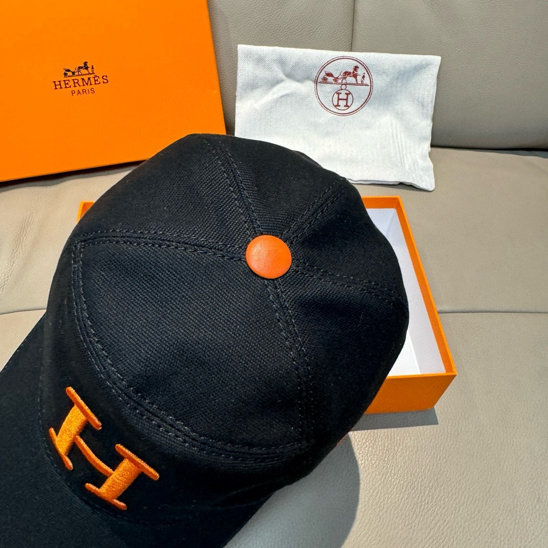 配盒子布袋，HERMÈS (爱马仕)原单棒球帽，经典H，正品开模订制，原版透气帆布面料+头层牛皮，原厂精