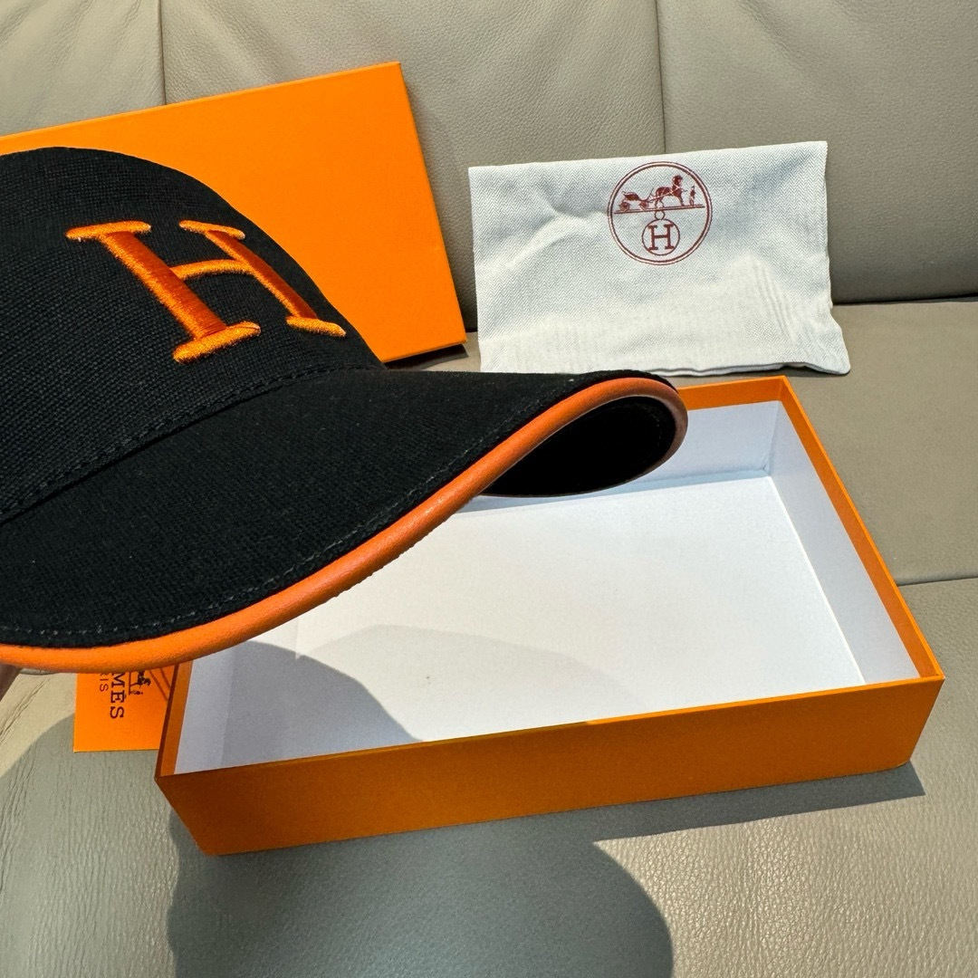 配盒子布袋，HERMÈS (爱马仕)原单棒球帽，经典H，正品开模订制，原版透气帆布面料+头层牛皮，原厂精