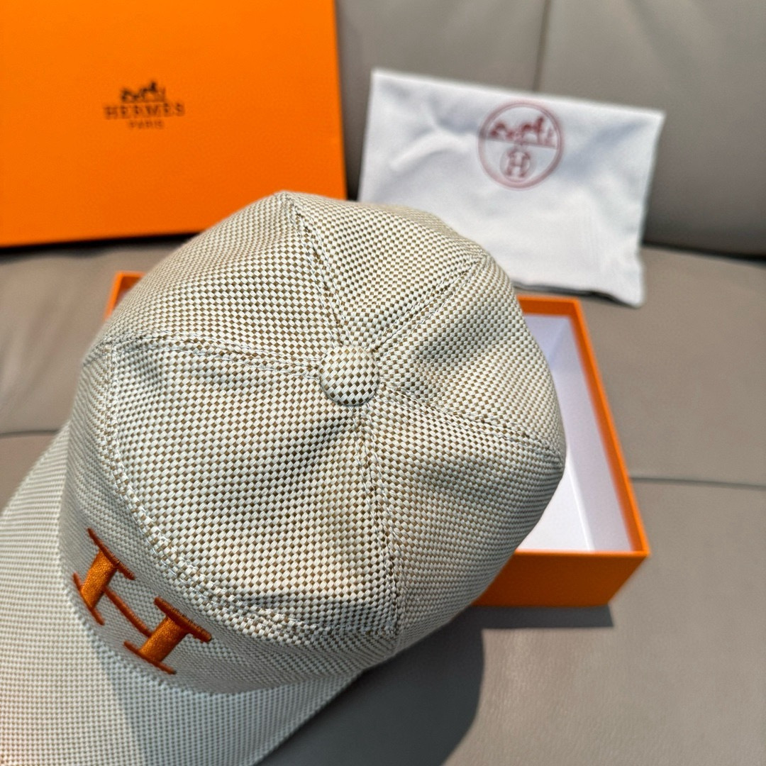 配盒子布袋，HERMÈS (爱马仕)原单棒球帽，经典H，正品开模订制，原版透气帆布面料+头层牛皮，原厂精