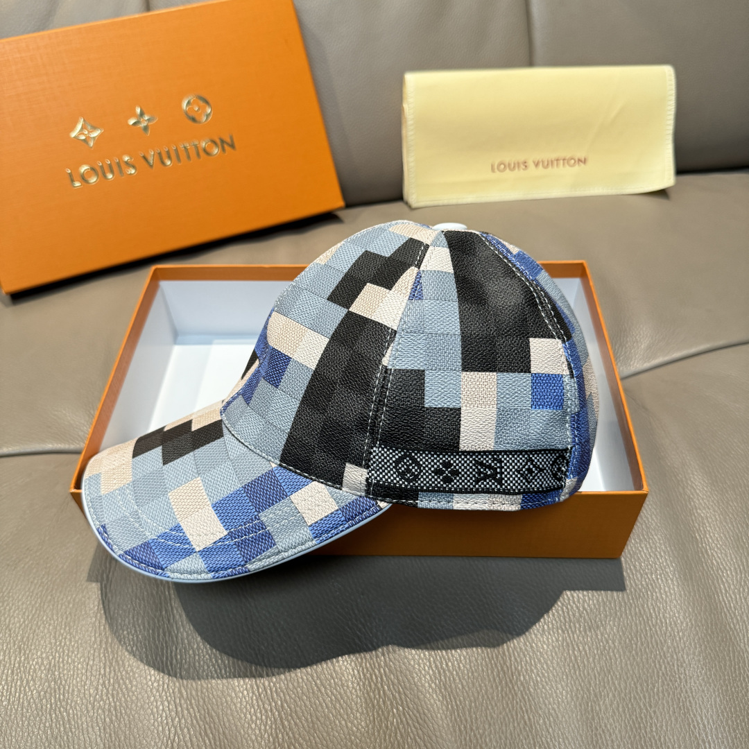 配包装布袋，LV路易威登新款原单棒球帽，七彩棋盘格，1:1开模订制，原版专柜PU皮革+头层牛皮包边，长年