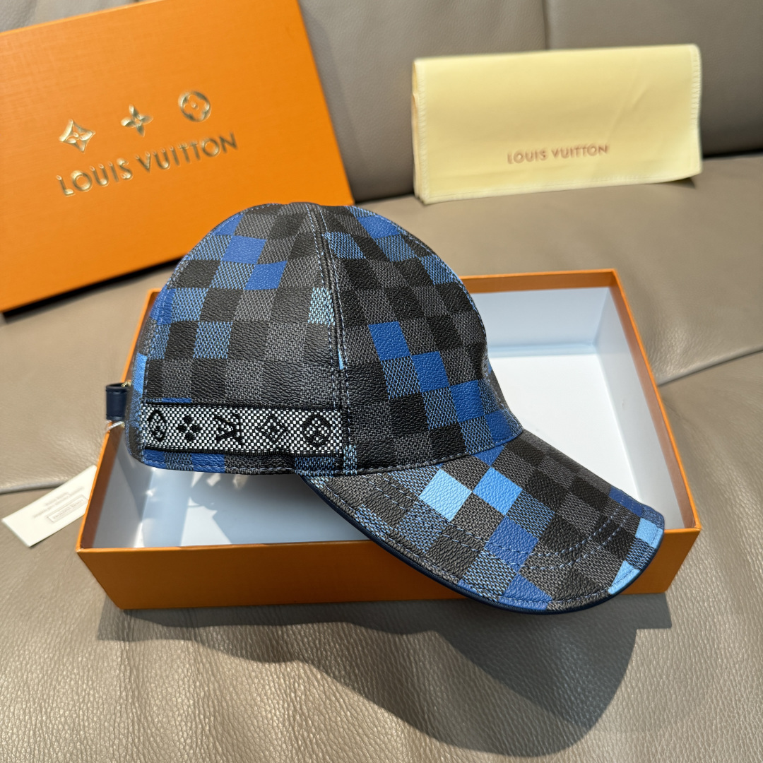 配包装布袋，LV路易威登新款原单棒球帽，七彩棋盘格，1:1开模订制，原版专柜PU皮革+头层牛皮包边，长年