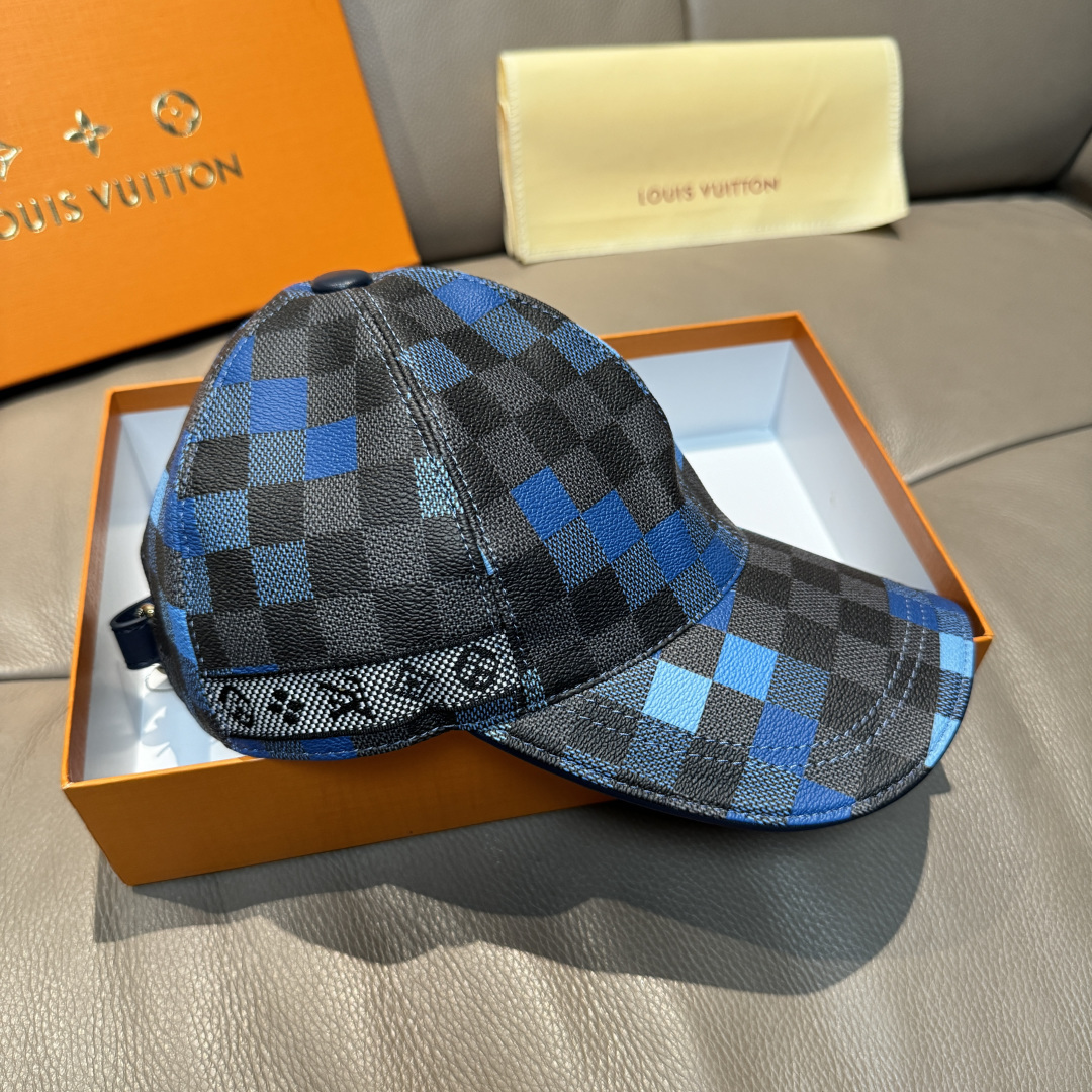 配包装布袋，LV路易威登新款原单棒球帽，七彩棋盘格，1:1开模订制，原版专柜PU皮革+头层牛皮包边，长年