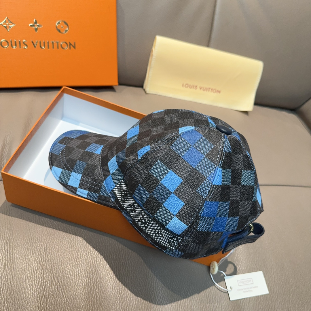 配包装布袋，LV路易威登新款原单棒球帽，七彩棋盘格，1:1开模订制，原版专柜PU皮革+头层牛皮包边，长年