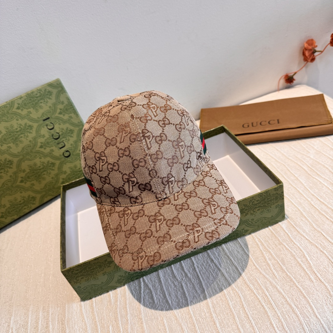 配盒子布袋，Palace&Gucci(古奇)最新合作款，原单棒球帽，1:1开模订制，细节可媲美专柜，原版