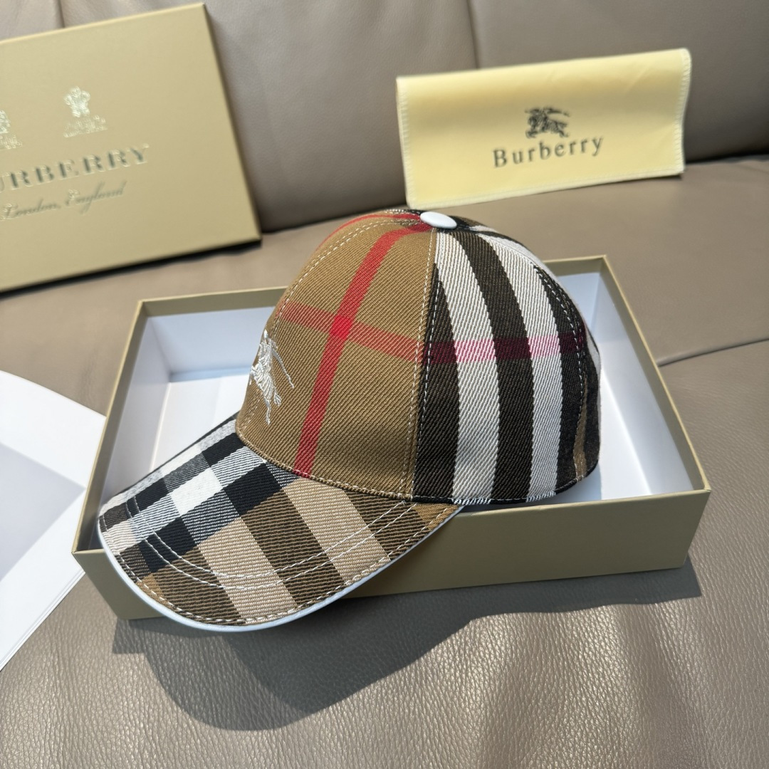 配盒子布袋，Burberry（巴宝莉）新款原单棒球帽，1:1开模订制，标志性战马刺绣，精致无暇！原版斜纹