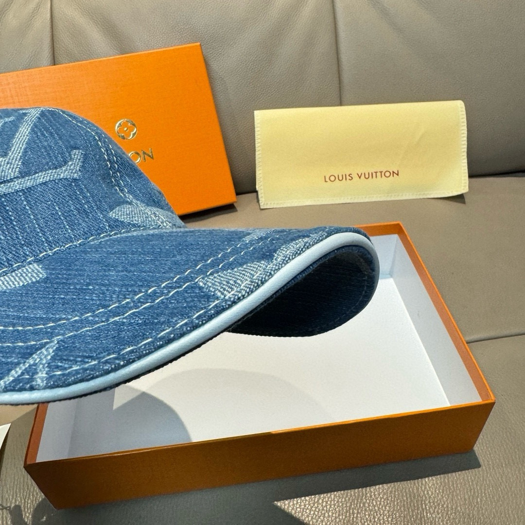 配盒子布袋，LV(路易威登)新款原单棒球帽，大logo提花，1:1开模订制，原版牛仔布料，做工细致完美，