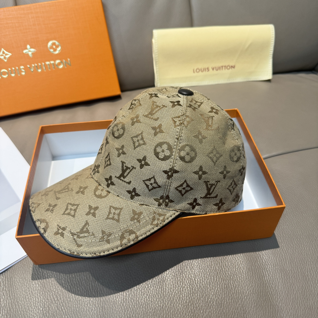 配盒子布袋，LV路易威登新款原单棒球帽，LV牛仔提花，专柜1:1开模订制，原版帆布面料+头层牛皮，轻盈透