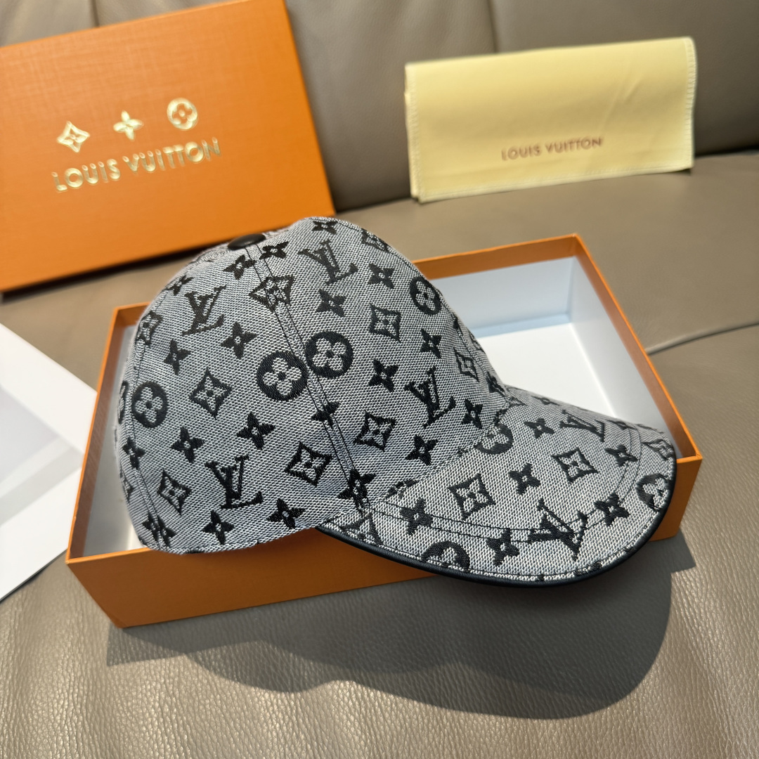 配盒子布袋，LV路易威登新款原单棒球帽，LV牛仔提花，专柜1:1开模订制，原版帆布面料+头层牛皮，轻盈透