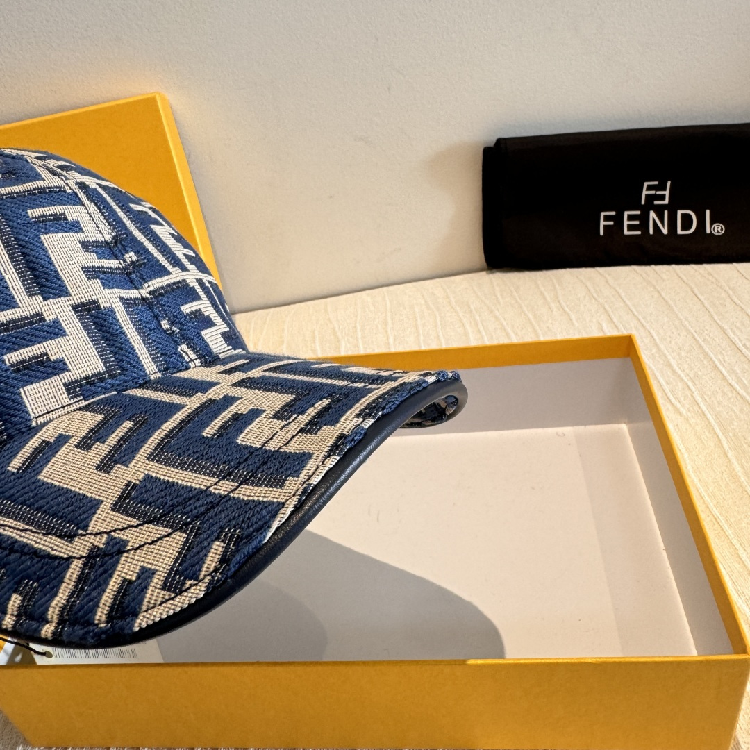 China Replica Fendi Hats FDCP0405-1953