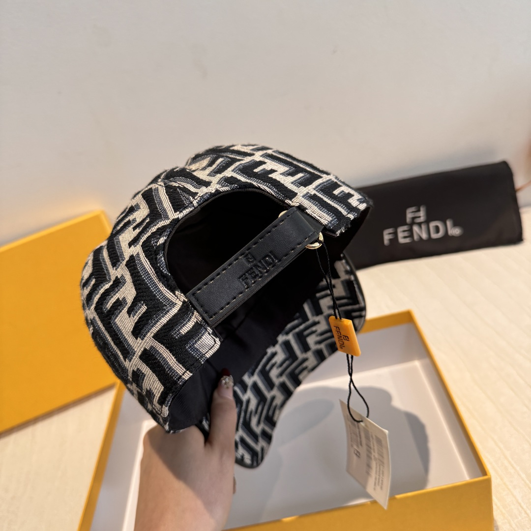China Replica Fendi Hats FDCP0405-2627
