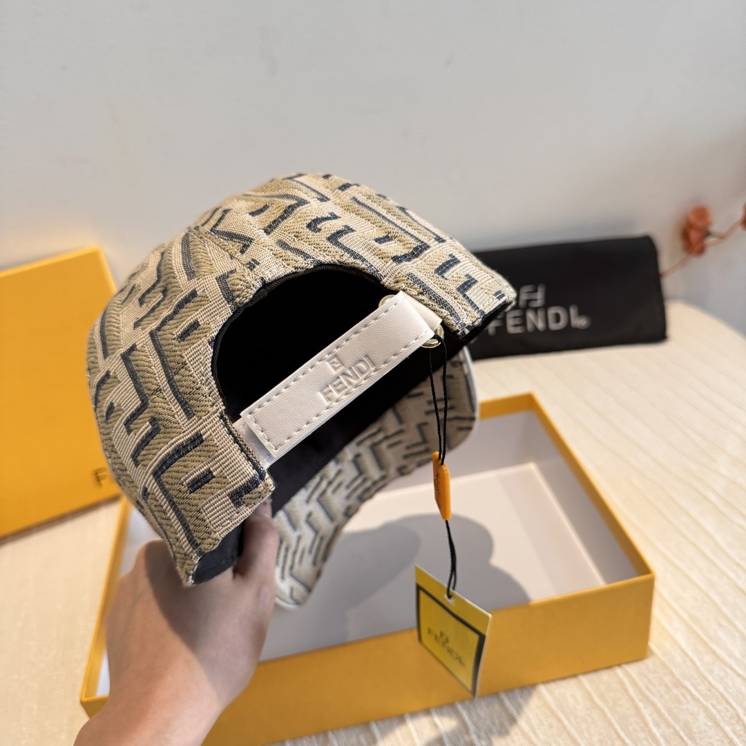 China Replica Fendi Hats FDCP0405-2874