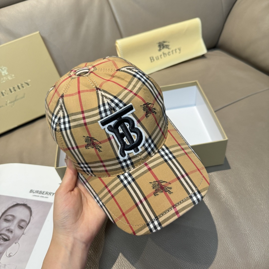 配包装布袋，巴宝莉原单棒球帽， TB格子战马，专柜1:1开模订制，纯棉面料+头层牛皮，轻盈透气！实物拍摄