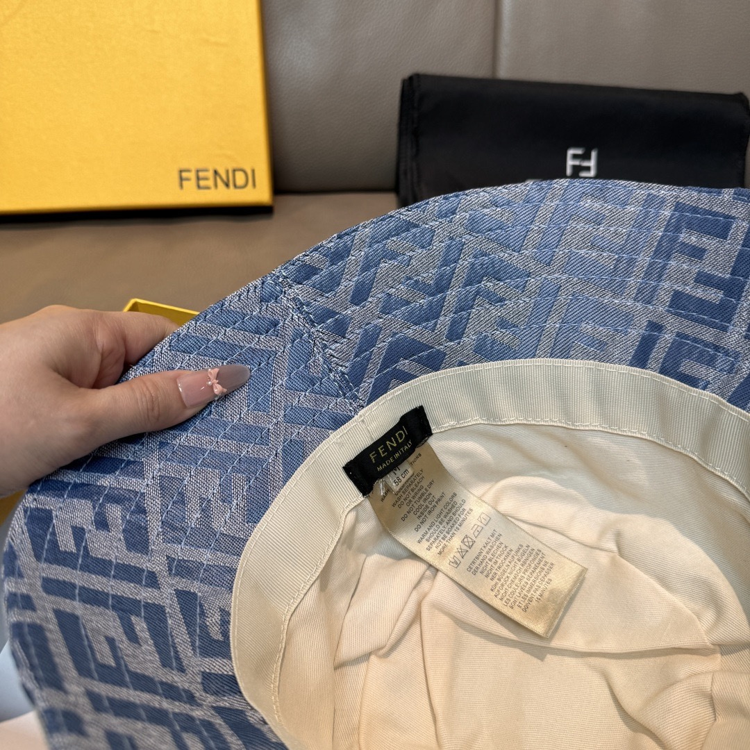 China Replica Fendi Hats FDCP0405-3478