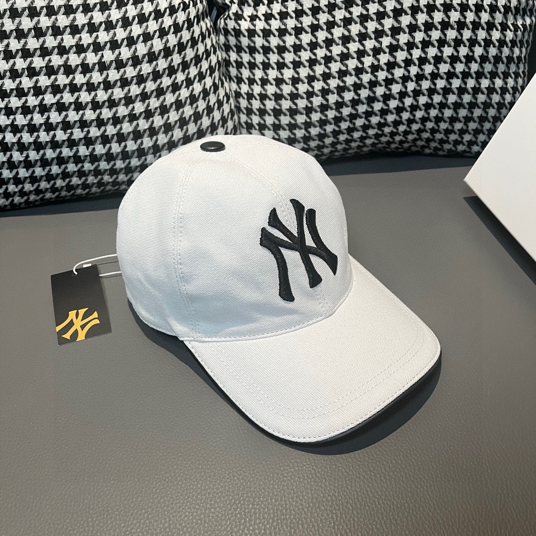 爆款回货NY(New York)棒球帽， 专柜最新款，NY刺绣，简洁大气！1:1开模订制，原厂透气帆布料