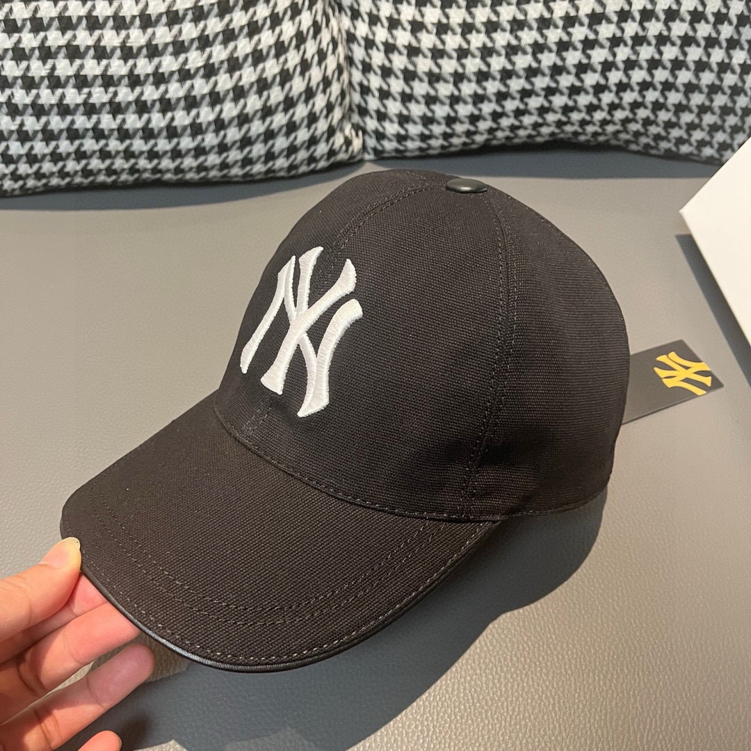 爆款回货NY(New York)棒球帽， 专柜最新款，NY刺绣，简洁大气！1:1开模订制，原厂透气帆布料