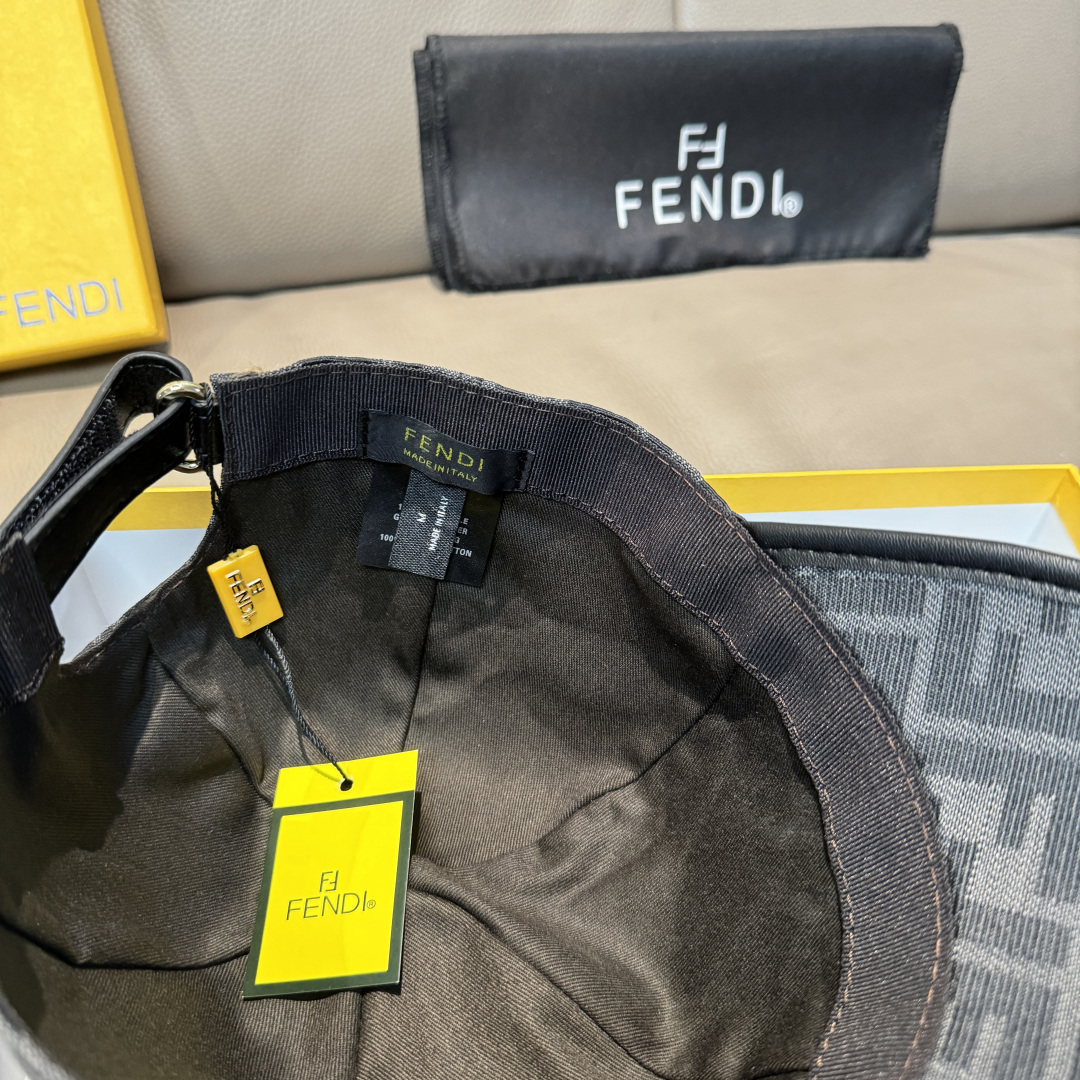 配盒子布袋，Fendi（芬迪）新款原单棒球帽， 双F提花，专柜常年热卖款，口碑极佳，1:1开模订制，原版