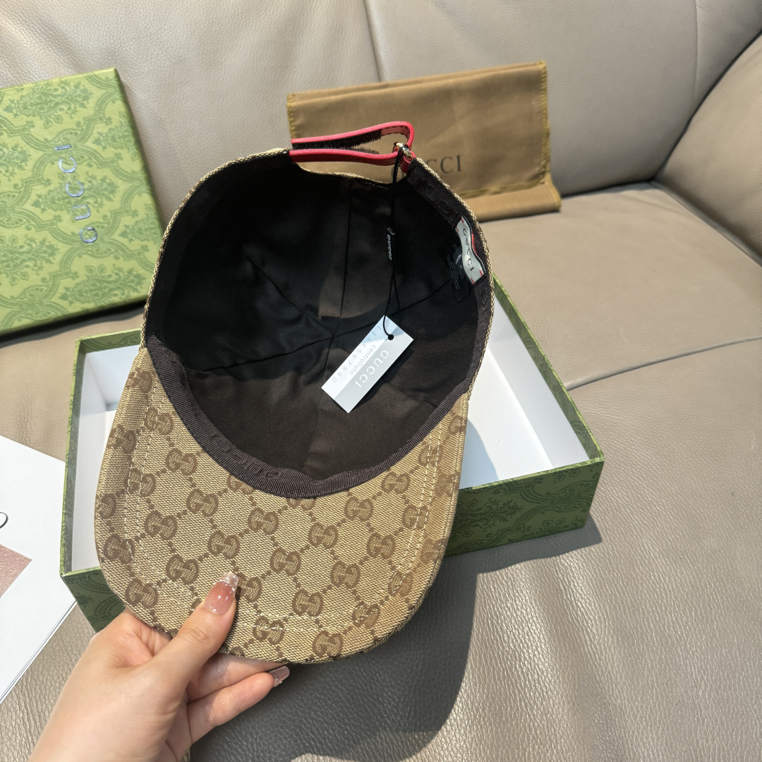 配盒子布袋，Gucci(古奇)新款原单棒球帽， 北面刺绣！专柜1:1，进口帆布+头层牛皮，代购热门，男女